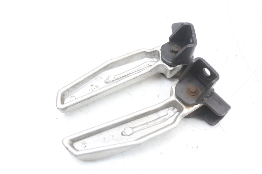 photo de COPPIA DI PEDANE POSTERIORI SYM JET 14 4T 50 (2018 - 2022) - Zoom sullo stato d'uso