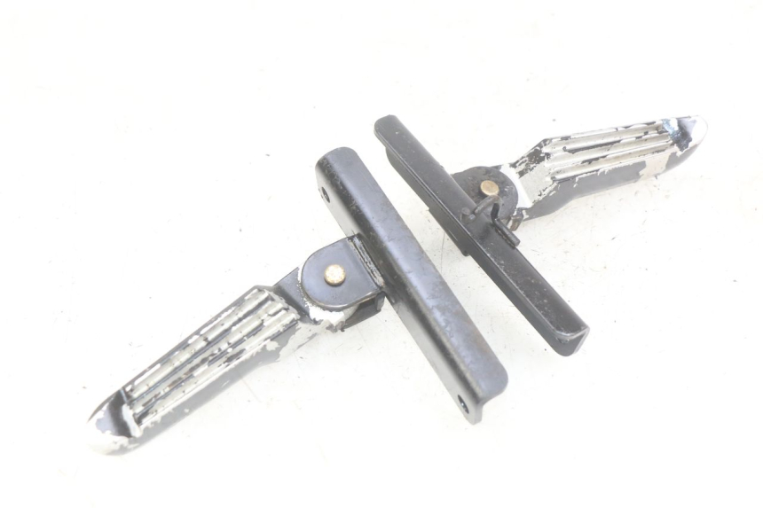 photo de PAIA DI PEDANE POSTERIORI SYM JET SPORT XR 50 (2006 - 2015) - Vista principale