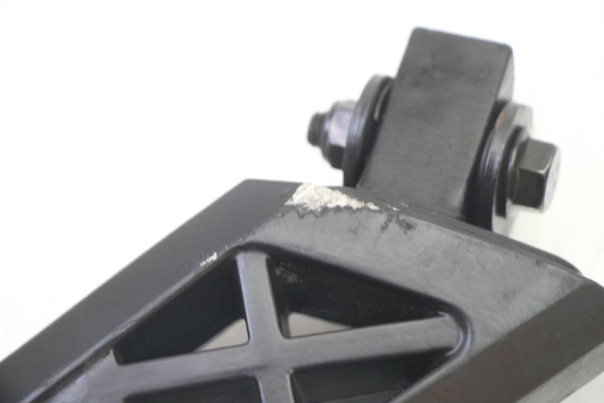 photo de PAIA DI PEDANE POSTERIORI PEUGEOT KISBEE 4T 50 (2018 - 2022) - Caratteristiche distintive