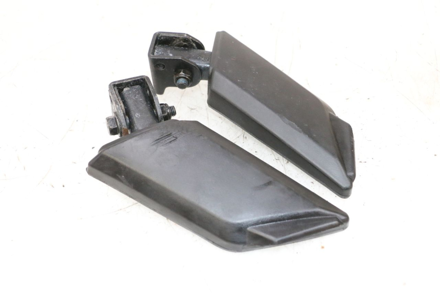 photo de PAIA DI PEDANE POSTERIORI PEUGEOT KISBEE 4T 50 (2010 - 2017) - Altra angolazione