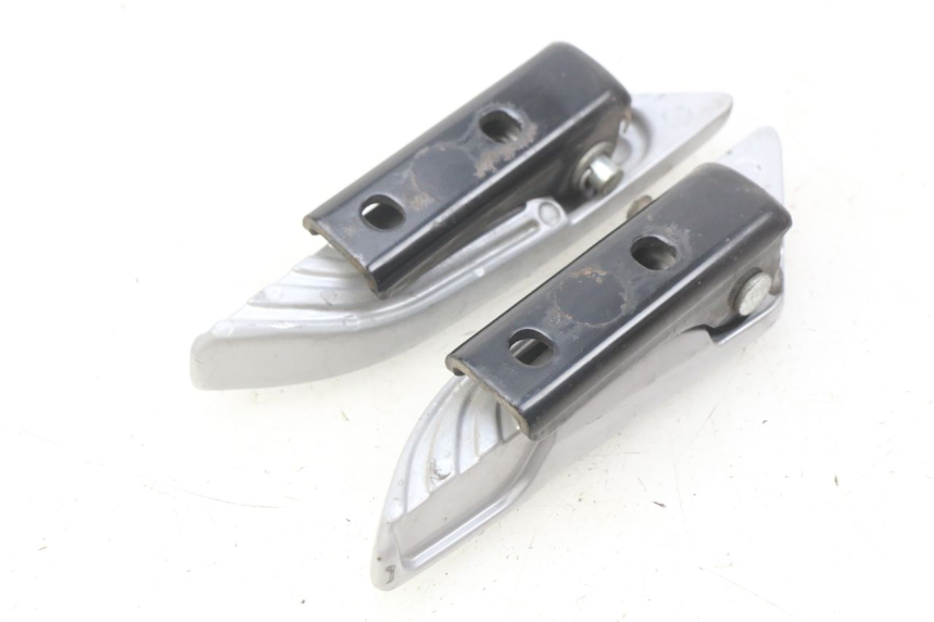 photo de PAIA DI PEDANE POSTERIORI PIAGGIO LIBERTY IGET 4T 50 (2015 - 2020) - Vista d'insieme del prodotto