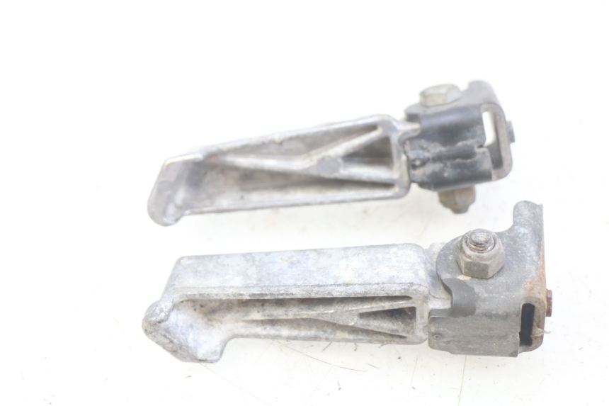 photo de PAIA DI PEDANE POSTERIORI PEUGEOT LUDIX 50 (2005 - 2007) - Altra angolazione