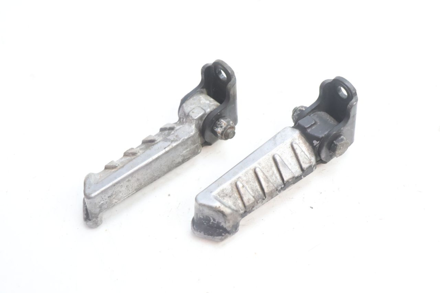 photo de PEDANA POSTERIORE PEUGEOT LUDIX ONE 50 (2004 - 2013) - Vista principale