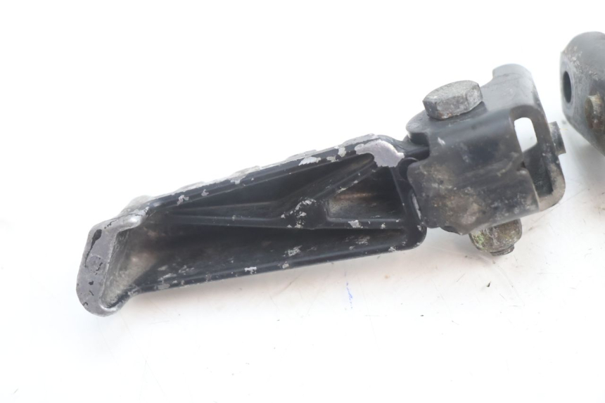 photo de PEDANA POSTERIORE PEUGEOT LUDIX ONE 50 (2004 - 2013) - Primo piano tecnico