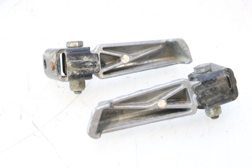 photo de PEDANA POSTERIORE PEUGEOT LUDIX ONE 50 (2004 - 2006) - Altra angolazione