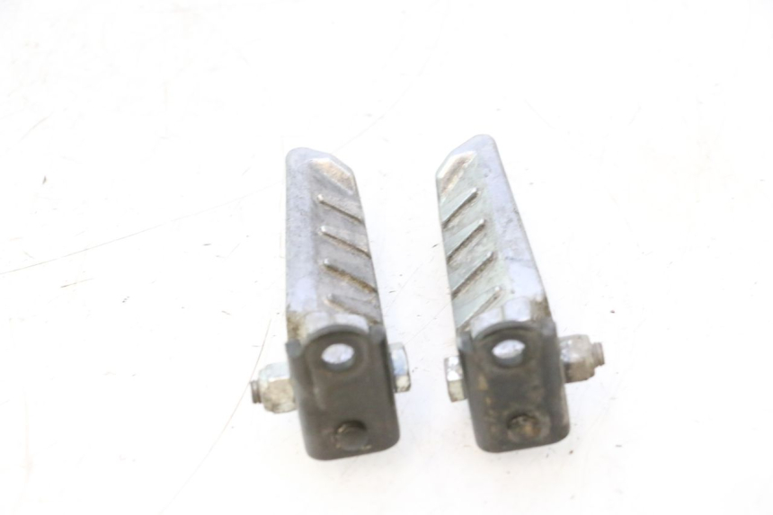 photo de PAIA DI PEDANE POSTERIORI PEUGEOT LUDIX SNAKE 2T 50 (2004 - 2014) - Altra angolazione