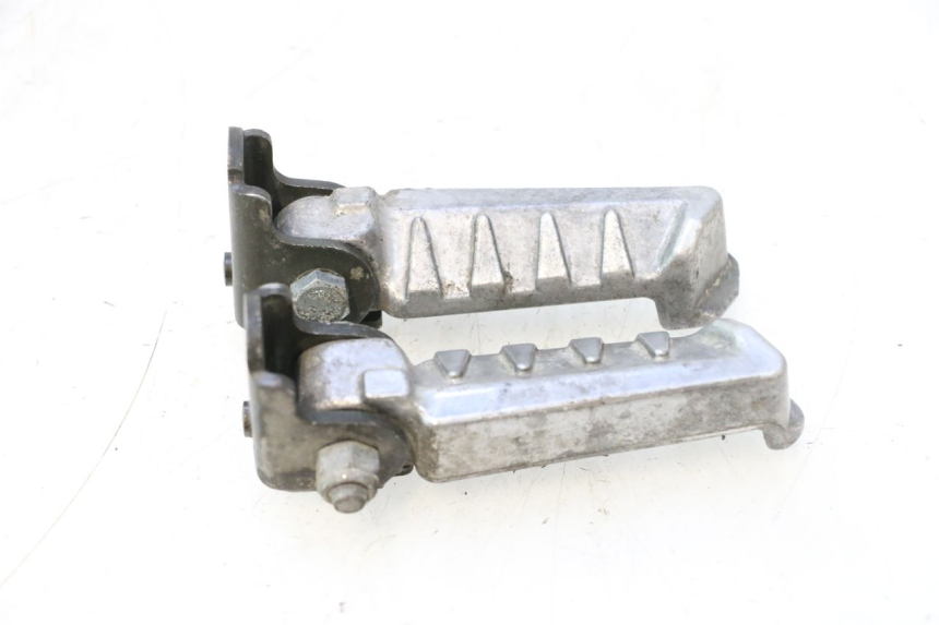 photo de PAIA DI PEDANE POSTERIORI PEUGEOT LUDIX SNAKE 2T 50 (2004 - 2014) - Primo piano tecnico