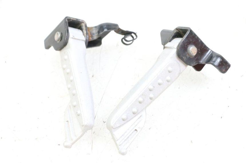 photo de PAIA DI PEDANE POSTERIORI SYM MIO 50 (2011 - 2017) - Vista principale