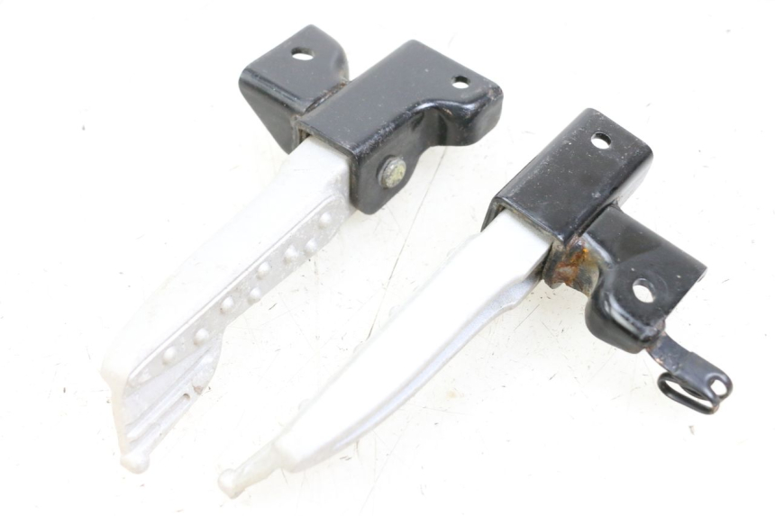 photo de PAIA DI PEDANE POSTERIORI SYM MIO 50 (2011 - 2017) - Dettaglio del componente