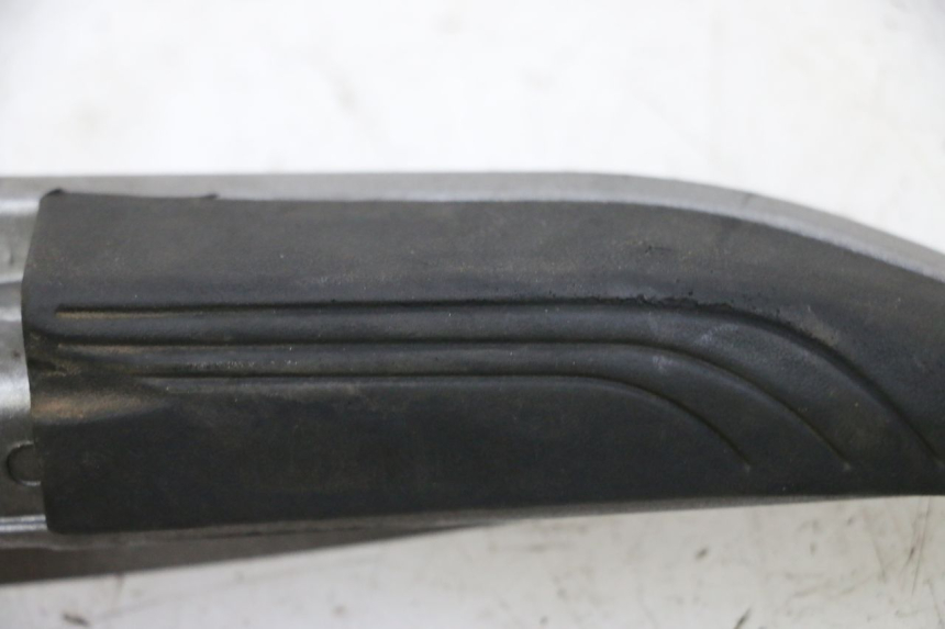 photo de PEDANA POSTERIORE PIAGGIO MP3 500 (2014 - 2017) - Dettaglio del componente