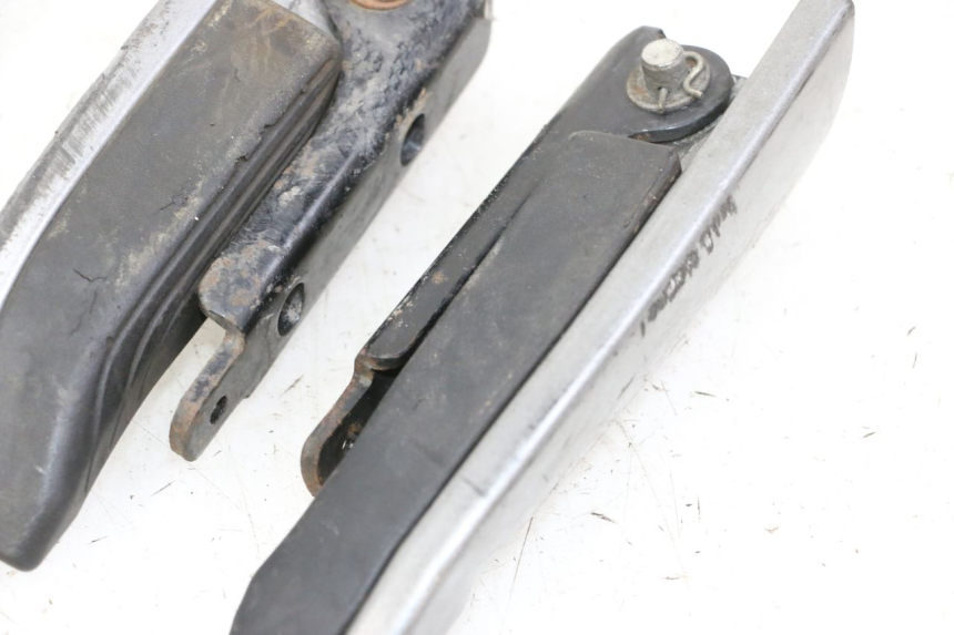 photo de PEDANA POSTERIORE PIAGGIO MP3 500 (2014 - 2017) - Caratteristiche distintive