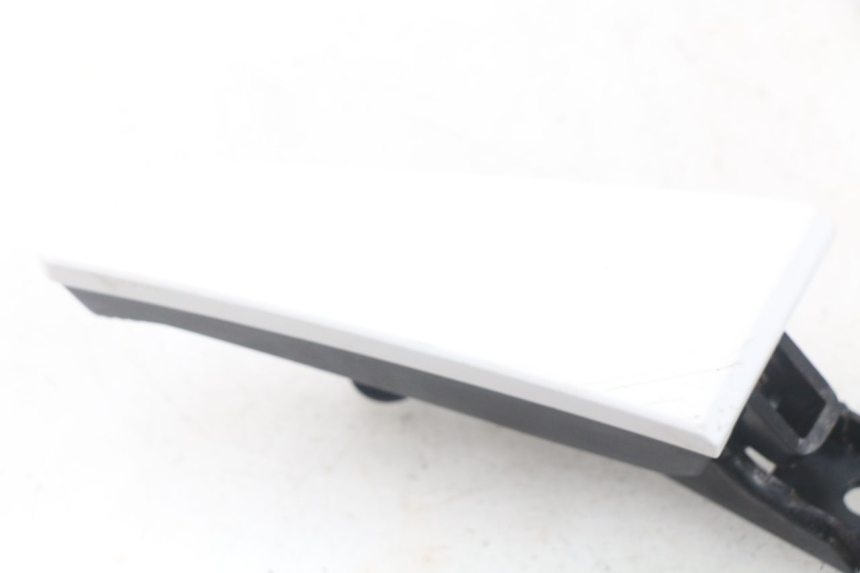 photo de COPPIA PEDANE POSTERIORI MBK MW TRYPTIK 125 (2017 - 2022) - Dettaglio del componente