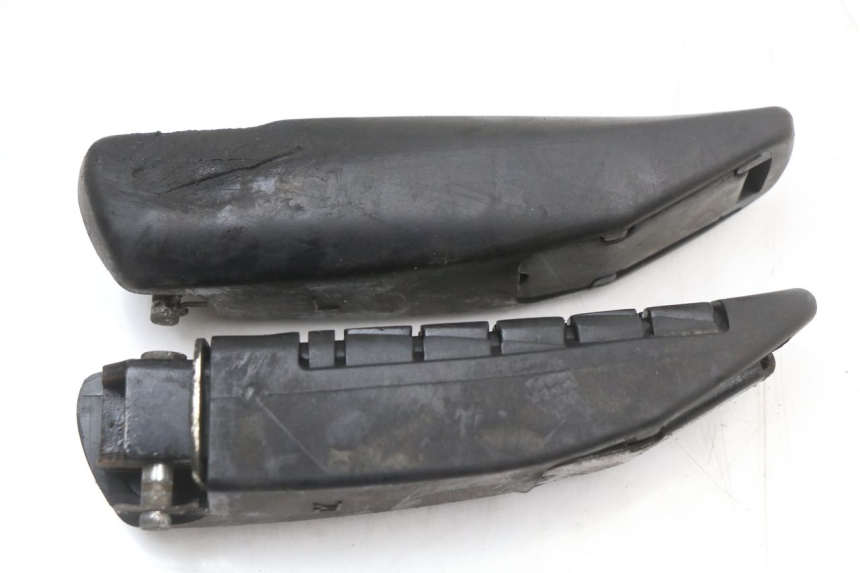 photo de PEDANA POSTERIORE MBK MW TRYPTIK 125 (2014 - 2016) - Primo piano tecnico