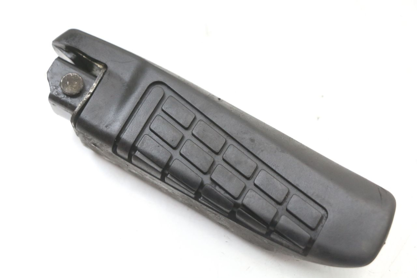 photo de PEDANA POSTERIORE MBK MW TRYPTIK 125 (2014 - 2016) - Stato della superficie e materiale