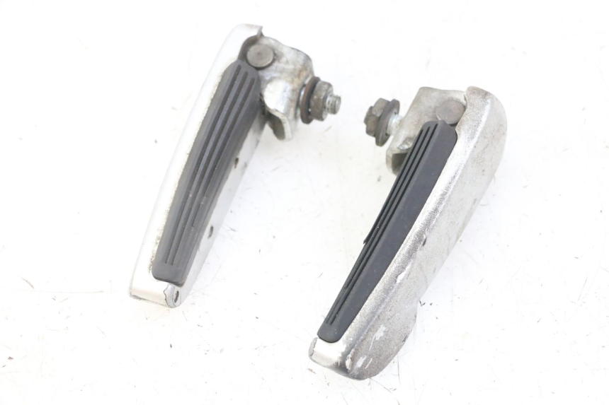 photo de PAIA DI PEDANE POSTERIORI GILERA NEXUS 125 (2009 - 2013) - Vista principale