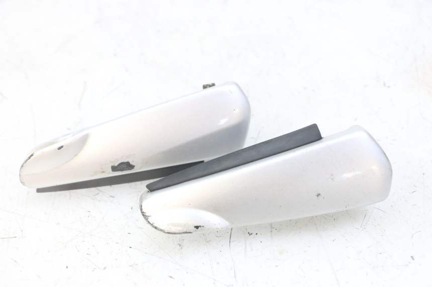 photo de PAIA DI PEDANE POSTERIORI GILERA NEXUS 125 (2009 - 2013) - Primo piano tecnico