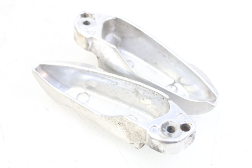 photo de PAIA DI PEDANE POSTERIORI HONDA NHX LEAD 110 (2008 - 2010) - Zoom sullo stato d'uso