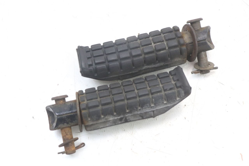 photo de PAIA DI PEDANE POSTERIORI HONDA NTV DEAUVILLE 650 (1998 - 2001) - Dettaglio del componente