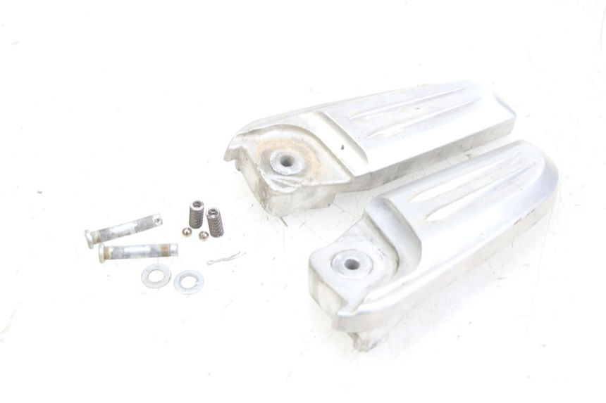 photo de PAIA DI PEDANE POSTERIORI HONDA PCX (JF47) 125 (2012 - 2013) - Vista principale