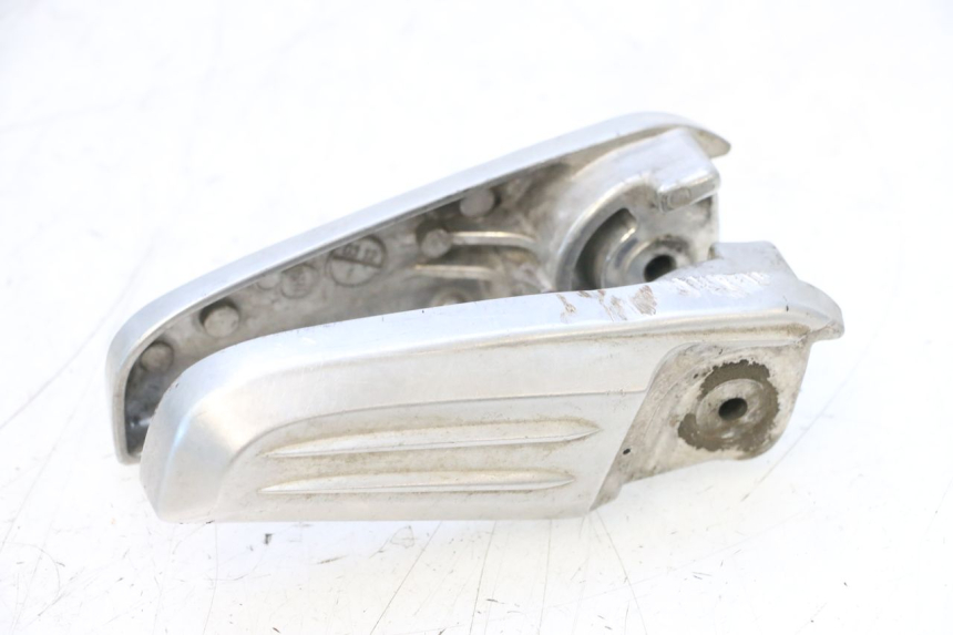 photo de PEDANA POSTERIORE HONDA PCX (JF57/JF64) 125 (2014 - 2018) - Altra angolazione