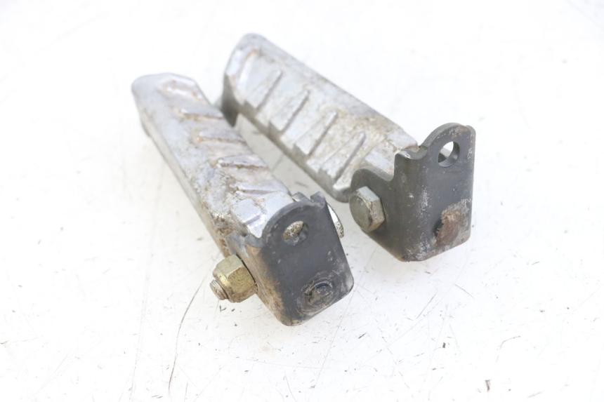 photo de PEDANA POSTERIORE PEUGEOT LUDIX ONE 50 (2005 - 2008) - Altra angolazione