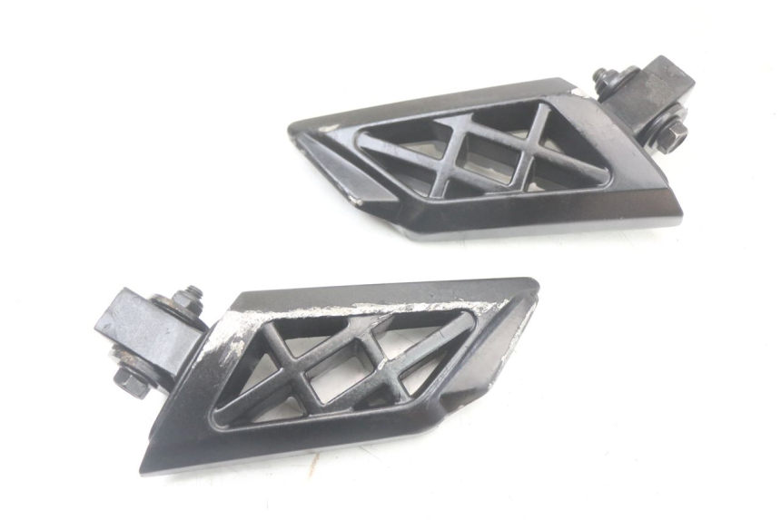 photo de PEDANA POSTERIORE PEUGEOT STREETZONE 4T 50 (2018 - 2023) - Dettaglio del componente