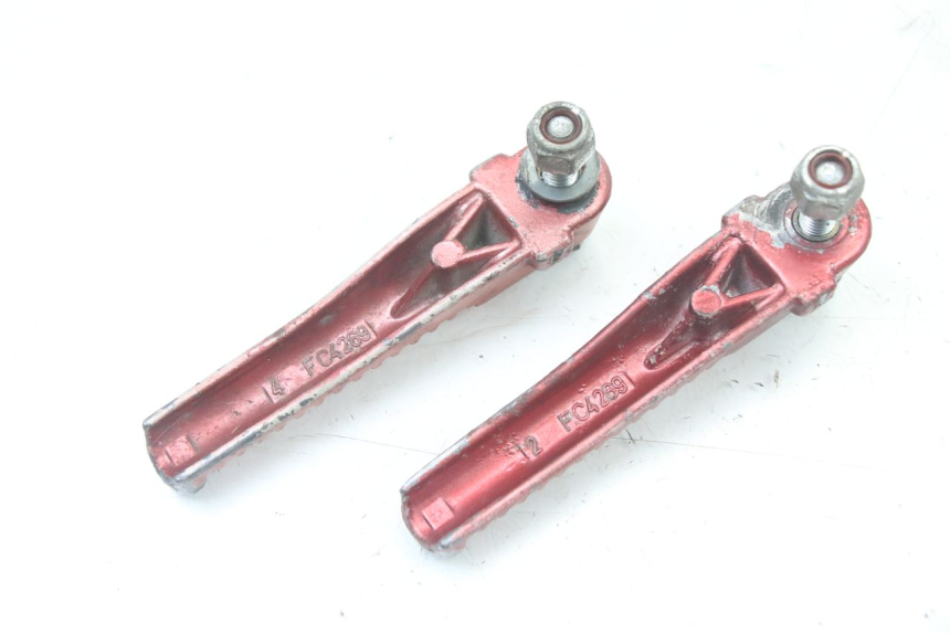 photo de PAIA DI PEDANE POSTERIORI PEUGEOT TKR TREKKER FURIOUS 50 (2005 - 2014) - Primo piano tecnico