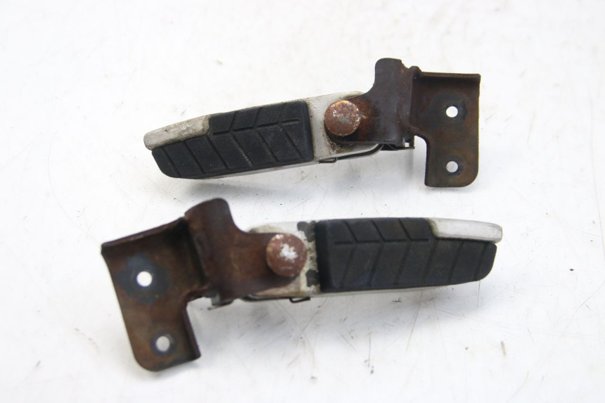 photo de PAIA DI PEDANE POSTERIORI DAELIM S3 125 (2010 - 2017) - Altra angolazione