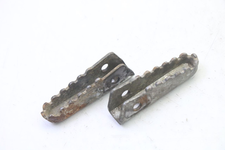 photo de PAIA DI PEDANE POSTERIORI GILERA SMT SUPERMOTARD 50 (2009 - 2017) - Vista principale