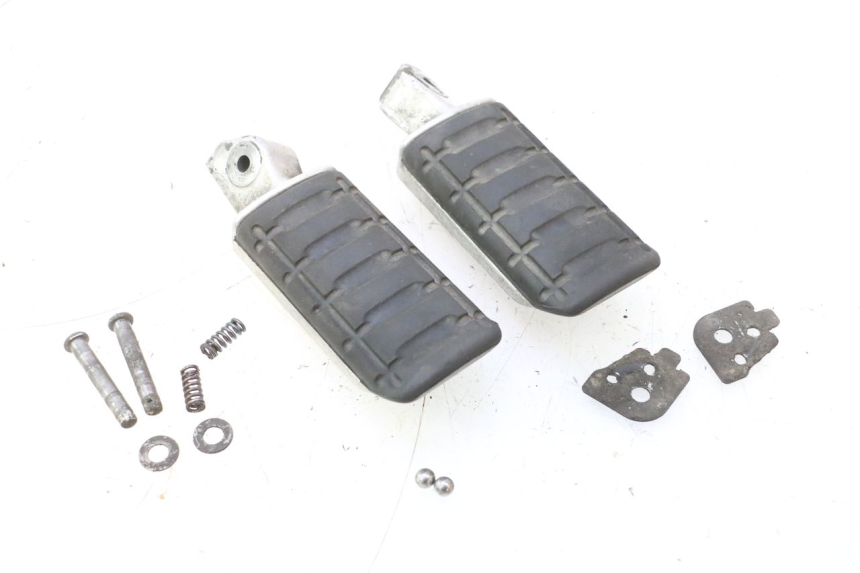 photo de PEDANA POSTERIORE HONDA ST PAN EUROPEAN 1100 (1990 - 2002) - Marcature e riferimenti originali