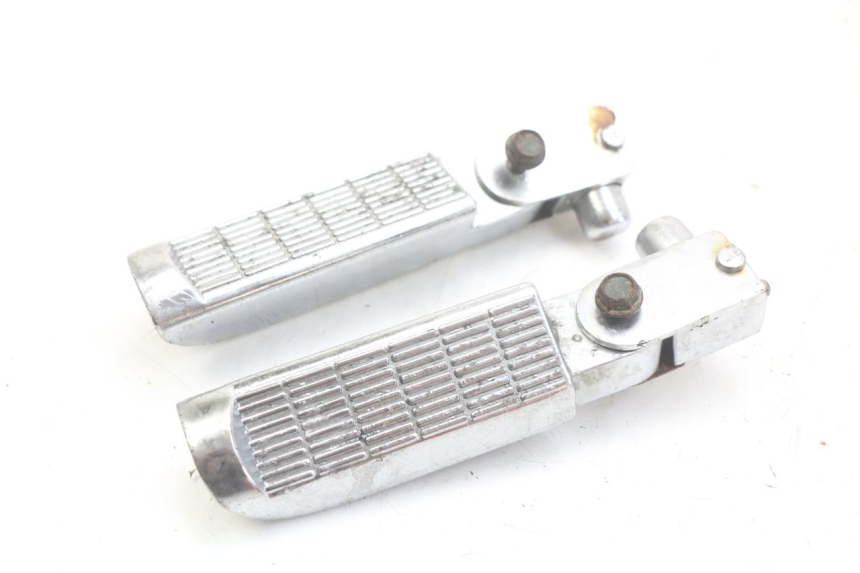 photo de PEDANA POSTERIORE RAZZO STEED 125 (2012 - 2018) - Vista principale