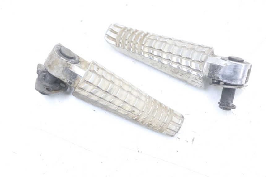 photo de PEDANA POSTERIORE SUZUKI GSR 750 (2011 - 2017) - Zoom sullo stato d'uso