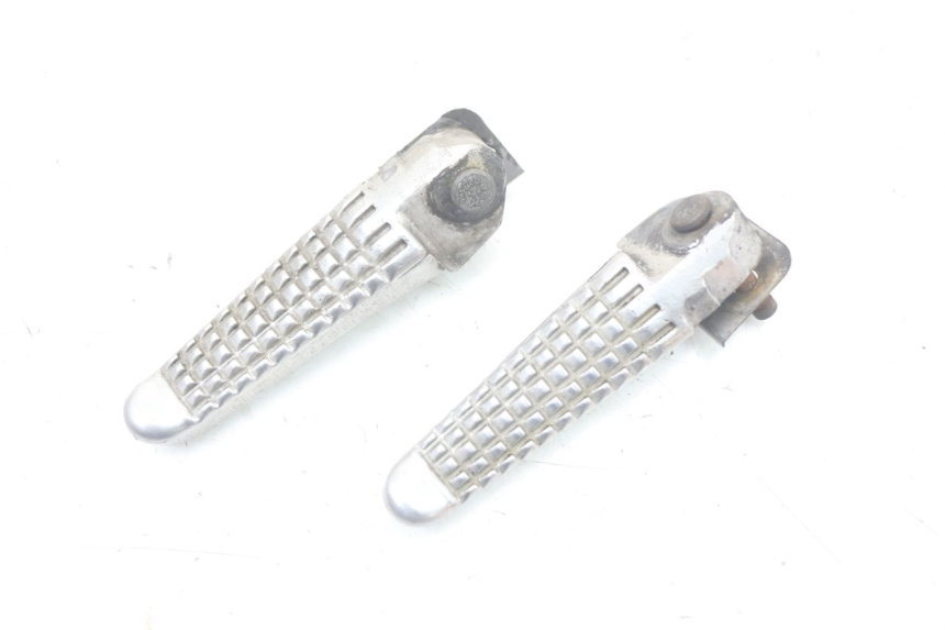 photo de PAIA DI PEDANE POSTERIORI SUZUKI SV S 650 (1999 - 2002) - Zoom sullo stato d'uso