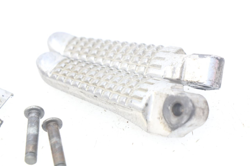 photo de COPPIA DI PEDANE POSTERIORI SUZUKI TLS TL S 1000 (1997 - 2001) - Altra angolazione