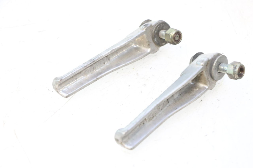 photo de PAIA DI PEDANE POSTERIORI PEUGEOT TREKKER 50 (1995 - 2004) - Altra angolazione