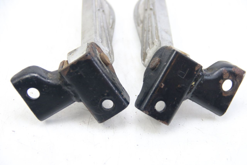 photo de PAIA DI PEDANE POSTERIORI PEUGEOT TWEET 4T 50 (2010 - 2014) - Dettaglio del componente