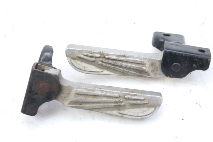 photo de PAIA DI PEDANE POSTERIORI PEUGEOT TWEET 4T 50 (2010 - 2014) - Vista principale