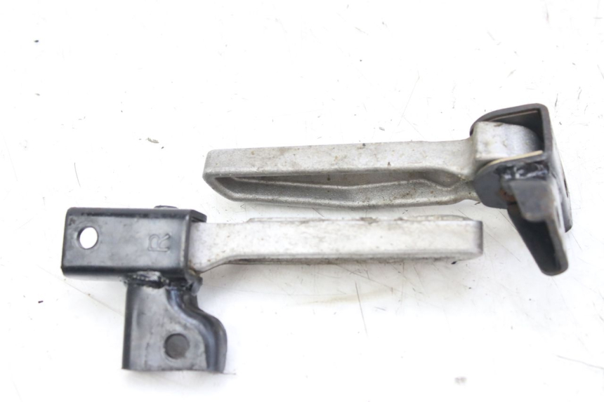 photo de PAIA DI PEDANE POSTERIORI PEUGEOT TWEET 4T 50 (2010 - 2014) - Altra angolazione