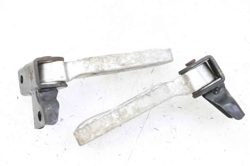 photo de PEDANA POSTERIORE PEUGEOT TWEET 4T 50 (2014 - 2019) - Dettagli dei punti di fissaggio