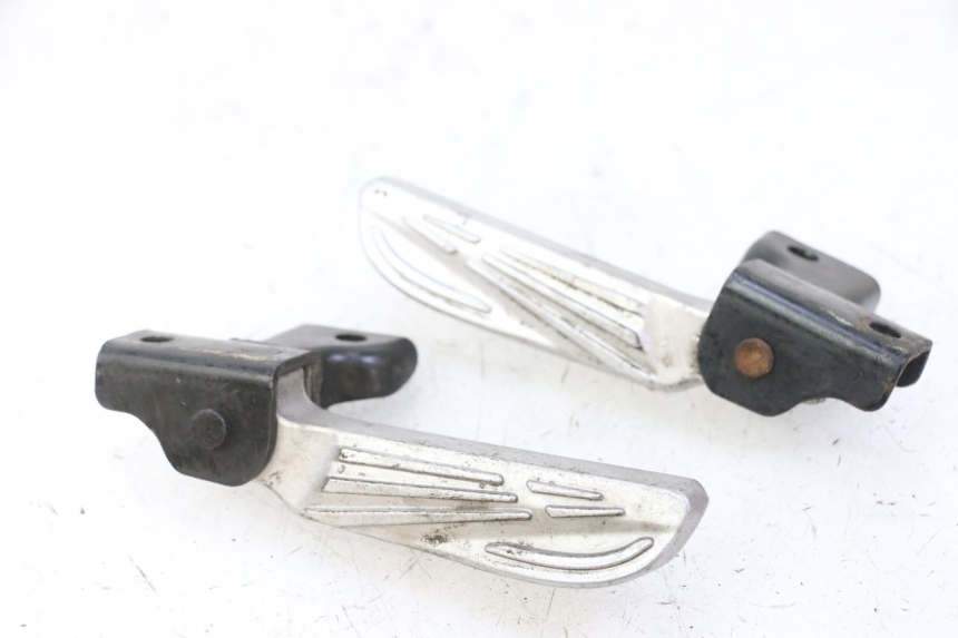 photo de PAIA DI PEDANE POSTERIORI PEUGEOT TWEET 4T 50 (2018 - 2022) - Vista principale