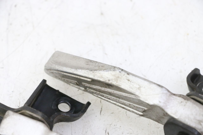 photo de PAIA DI PEDANE POSTERIORI PEUGEOT TWEET 4T 50 (2018 - 2022) - Primo piano tecnico