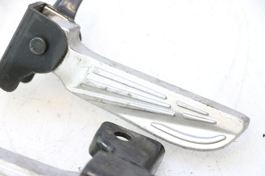 photo de PAIA DI PEDANE POSTERIORI PEUGEOT TWEET 4T 50 (2018 - 2022) - Ricambio usato controllato