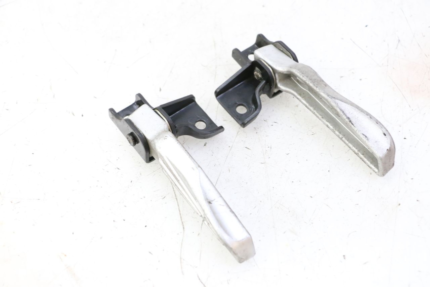 photo de PEDANA POSTERIORE PEUGEOT TWEET PRO CARGO 50 (2018 - 2022) - Primo piano tecnico