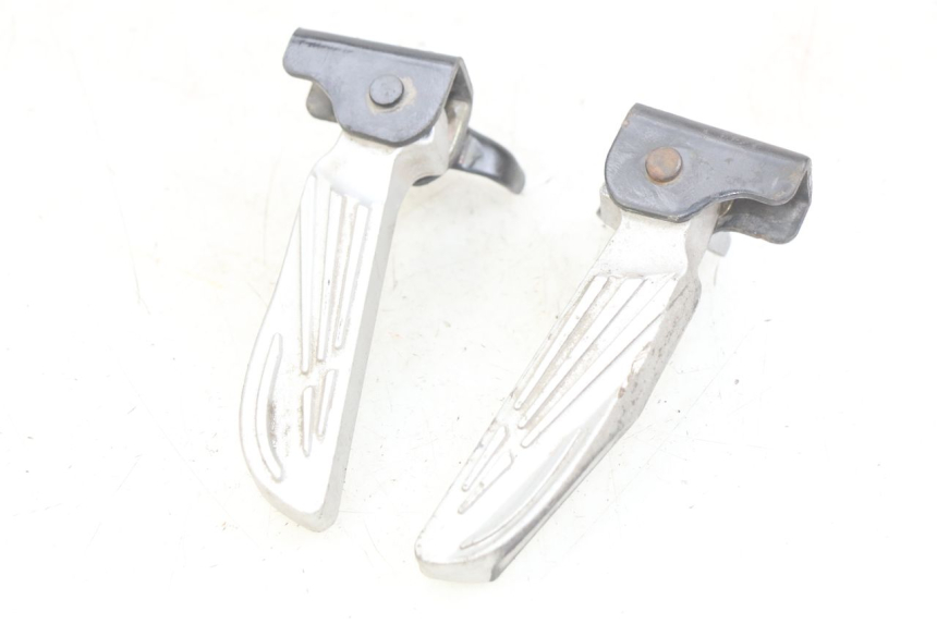 photo de PAIA DI PEDANE POSTERIORI PEUGEOT TWEET 125 (2018 - 2021) - Vista principale