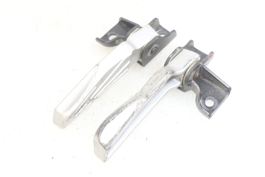 photo de PAIA DI PEDANE POSTERIORI PEUGEOT TWEET 125 (2018 - 2021) - Vista d'insieme del prodotto