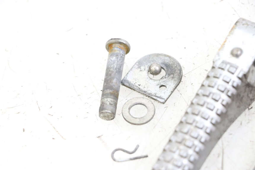 photo de PEDANA POSTERIORE PIAGGIO TYPHOON 50 (2000 - 2009) - Altra angolazione