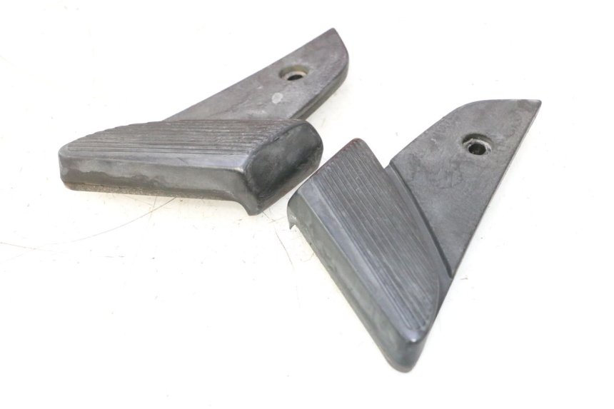 photo de PAIA DI PEDANE POSTERIORI PIAGGIO VESPA S 2T 50 (2007 - 2014) - Dettaglio del componente