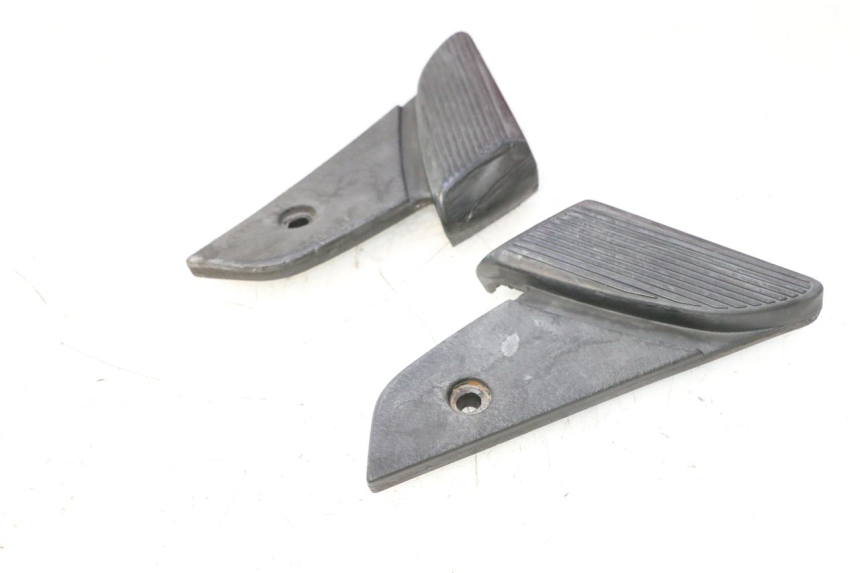 photo de PAIA DI PEDANE POSTERIORI PIAGGIO VESPA S 2T 50 (2007 - 2014) - Altra angolazione