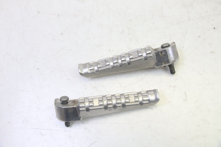 photo de PAIA DI PEDANE POSTERIORI YAMAHA X-MAX XMAX 125 (2010 - 2013) - Vista principale