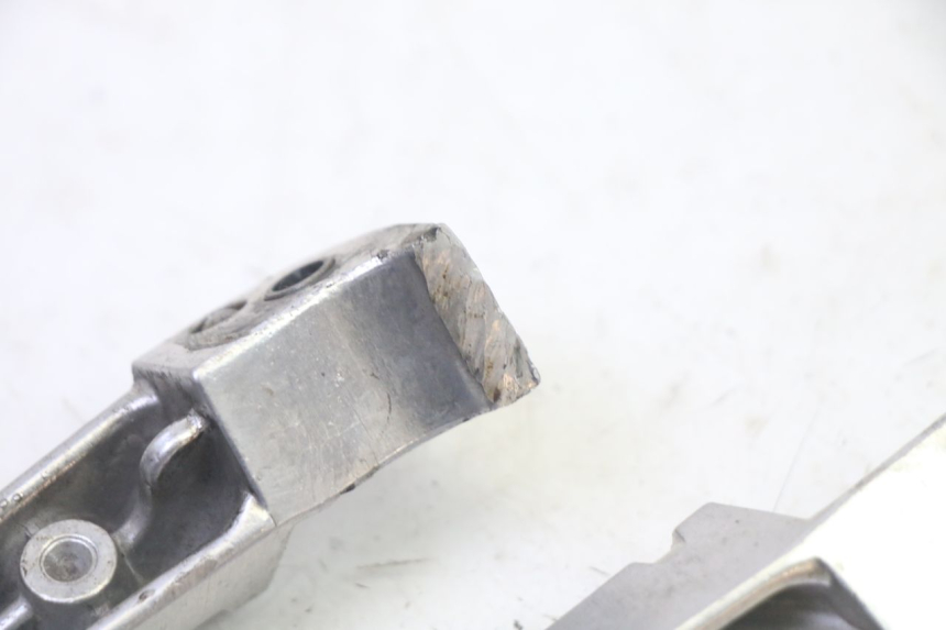 photo de PAIA DI PEDANE POSTERIORI YAMAHA X-MAX XMAX 125 (2010 - 2013) - Vista d'insieme del prodotto